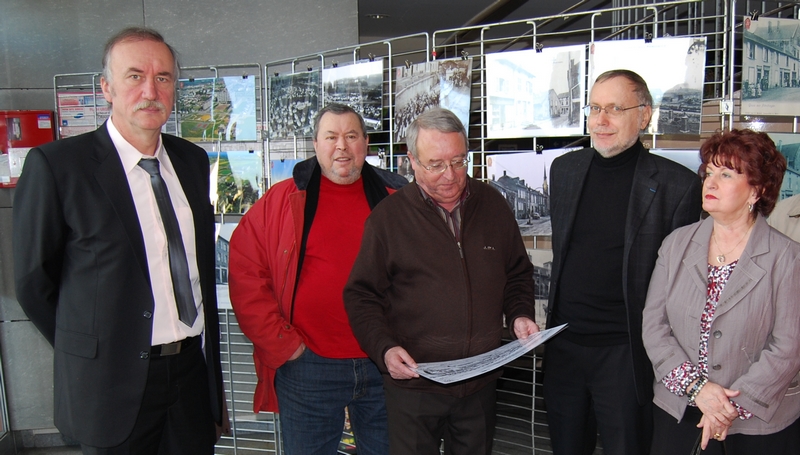 Exposition cartes postales anciennes à la Passerelle Exposition cartes postales anciennes à la Passerelle