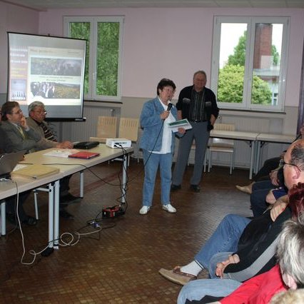 M et Mme LHUILLIER nous prÃ©sentent leur vigne...
